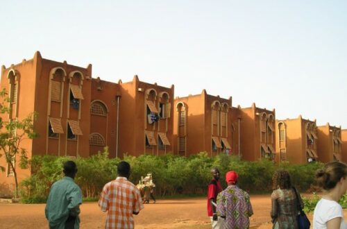 Article : Les étudiants chassés des cités universitaires à Ouagadougou