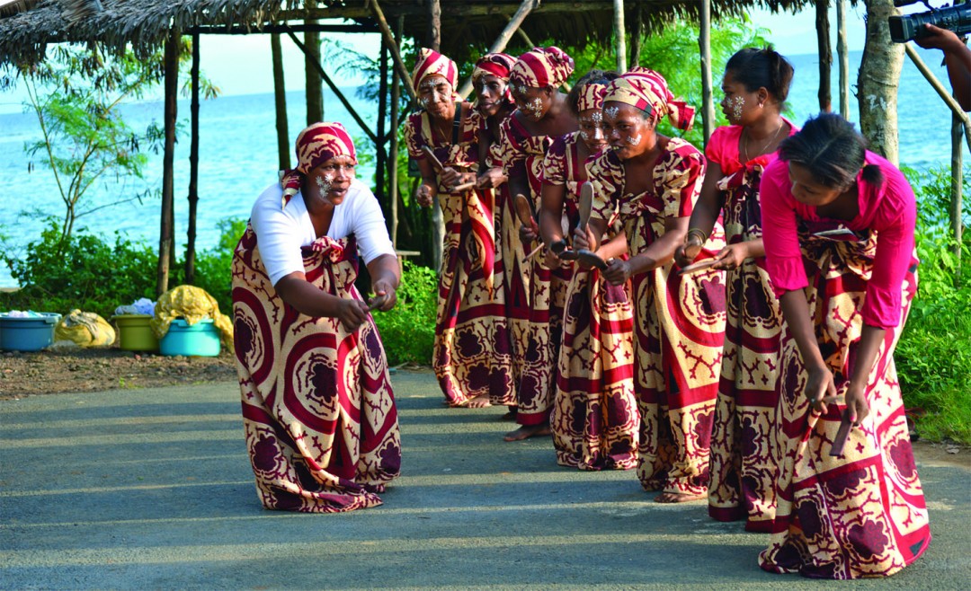 Article : Histoire et culture, pont reliant Nosy Be (Madagascar) et Mayotte