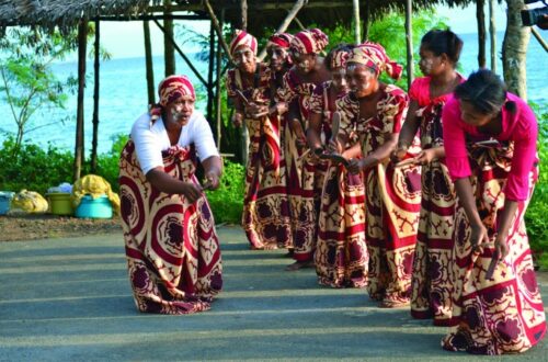 Article : Histoire et culture, pont reliant Nosy Be (Madagascar) et Mayotte