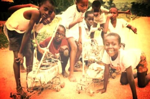 Article : Enfants au Cameroun…