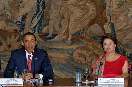 Article : Apr&egrave;s l&rsquo;affaire Snowden, les m&eacute;dias orientent-ils la diplomatie br&eacute;silienne ?