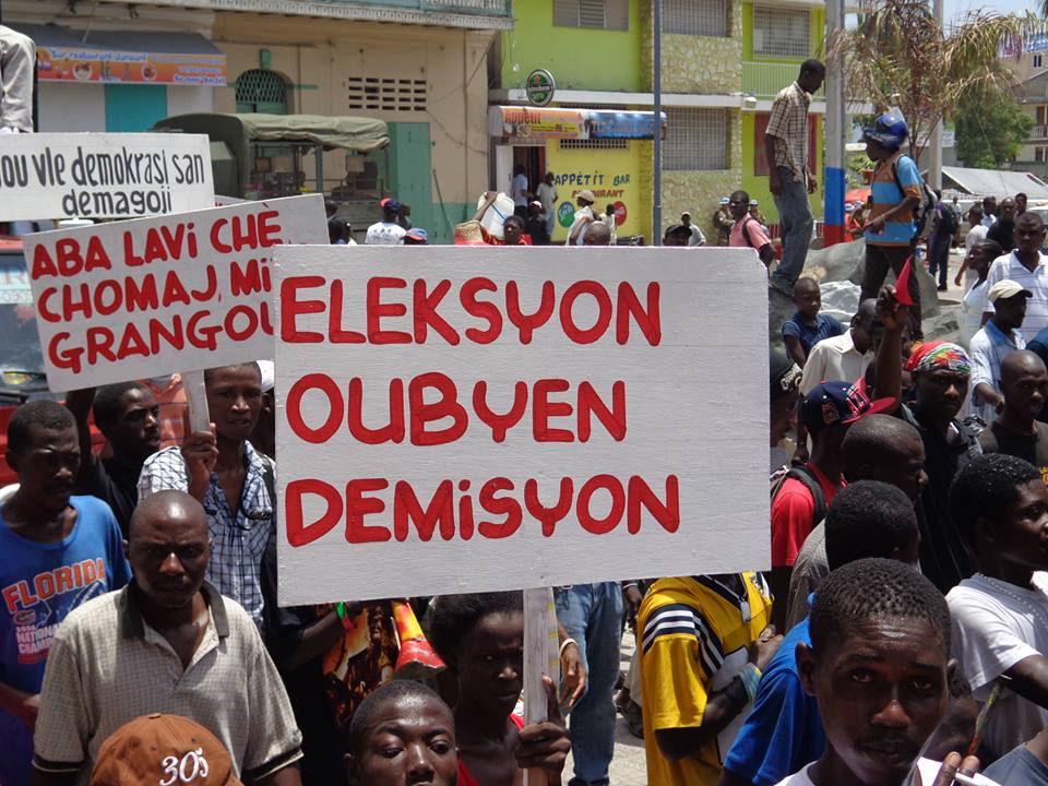 Article : Ha&iuml;ti : entre l&rsquo;enclume et la crise politique