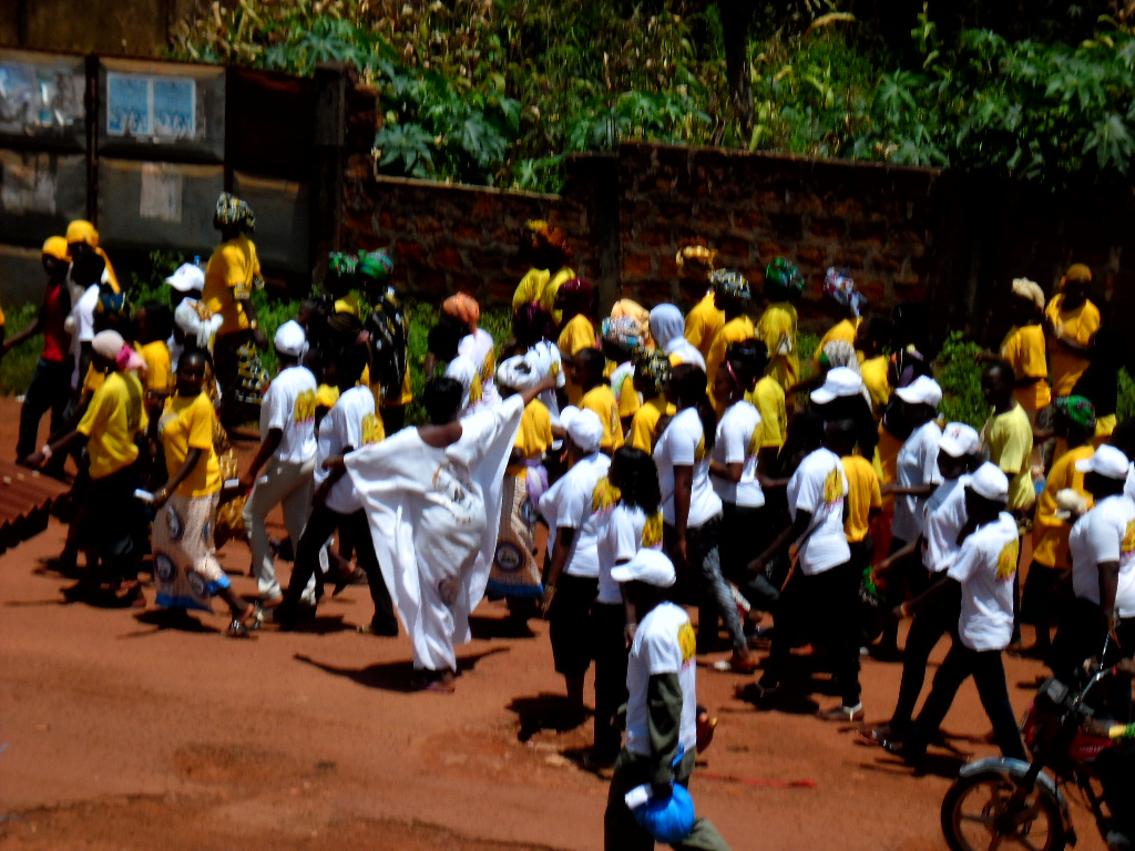 Article : Accrochage &agrave; Lab&eacute;: 14 personnes gri&egrave;vement bless&eacute;es; le Gouverneur de r&eacute;gion dit &ecirc;tre tr&egrave;s d&eacute;&ccedil;u.