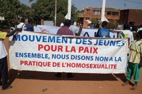 Article : Au Burkina, des manifestations contre l’homosexualité