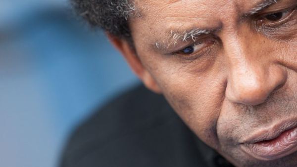 Article : Des écrivains haïtiens saluent Dany Laferrière l&rsquo;immortel…
