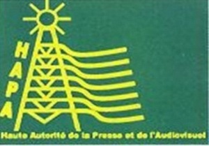 Article : Autour d&rsquo;un thé : gabegie, la presse aussi ?