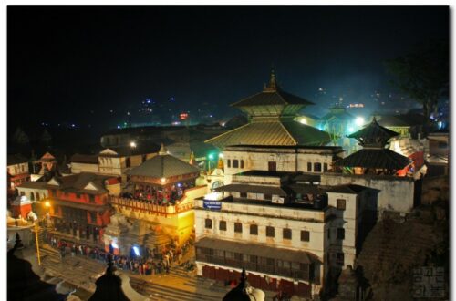 Article : Katmandou : la nuit nous appartient