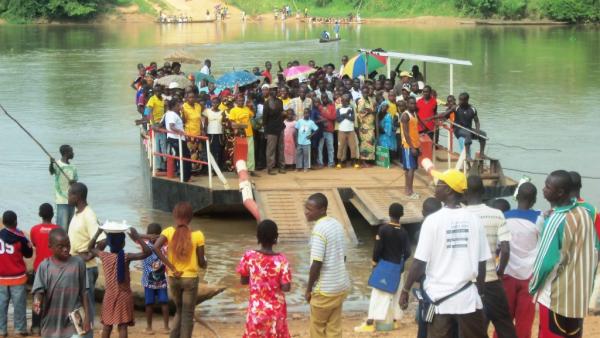 Article : &laquo;Je reviens de Bangui&raquo;, morceaux choisis de vies bris&eacute;es