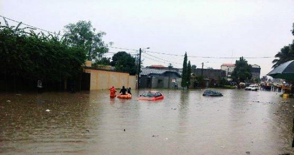 Article : Abidjan sous les flots