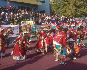 Article : Mille tambours envahissent Valparaíso