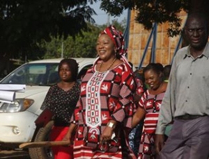 Article : Avec Saran S&eacute;r&eacute;m&eacute;, les Burkinab&egrave; &eacute;taient-ils pr&ecirc;ts &agrave; avoir une femme pr&eacute;sidente ?