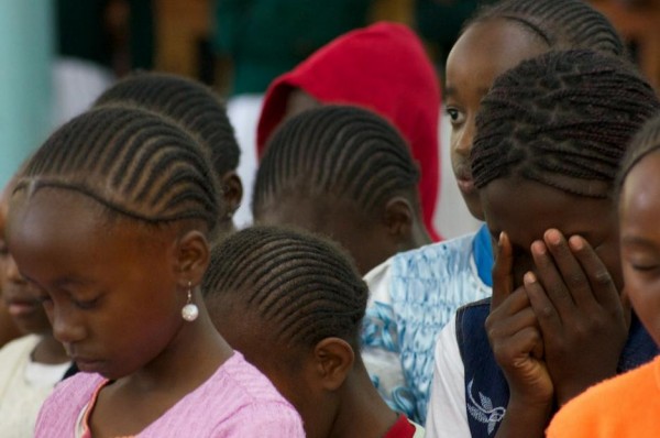 Article : En honneur au p&egrave;re Eric Deroxny