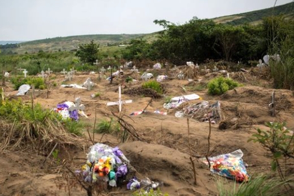 Article : Se disputer m&ecirc;me une tombe : &ccedil;a existe chez nous