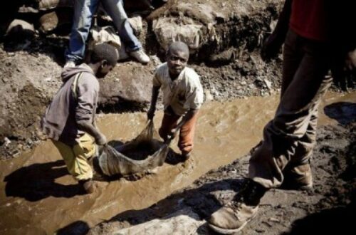 Article : En RDC, des enfants travaillent dans les mines de diamant