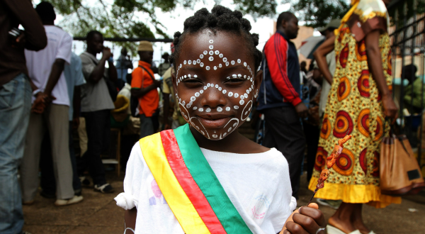 Article : Les yeux doux des petits monstres au grand manitou