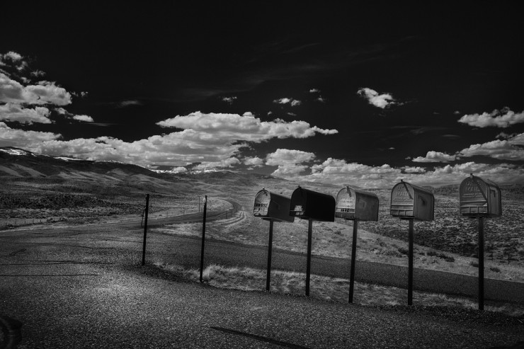 Article : Madame, la poste est morte dans mon pays