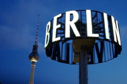Article : Elle répondit : « Berlin, baby! »