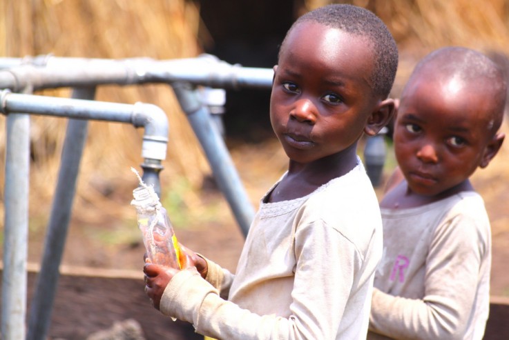 Article : La RDC autorise l’adoption de 72 enfants par des étrangers