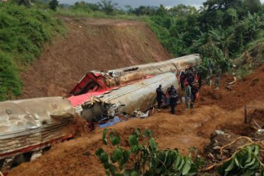 Article : &laquo;&nbsp;Vendredi noir&nbsp;&raquo; au Cameroun : quand les r&eacute;seaux sociaux prennent le pouvoir