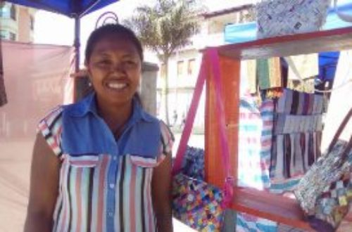 Article : Comment Boby Aina, une malagasy, aide des femmes à devenir autonome financièrement