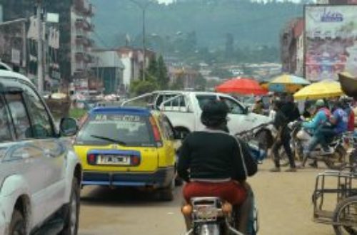 Article : Au Cameroun, les soubresauts d’une crise anglophone et le sabotage du fédéralisme