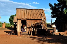 Article : À Madagascar, à la guerre comme à la guerre