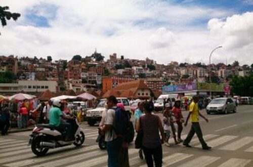 Article : Mon agression par une folle furieuse, en pleine rue, à Madagascar