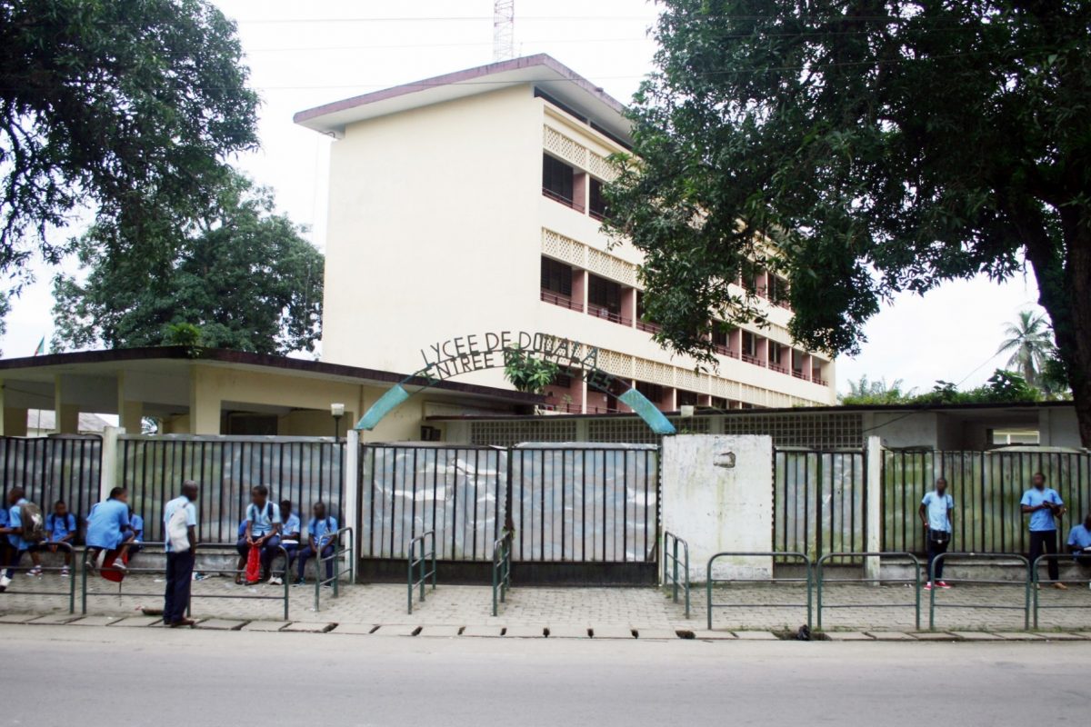 Article : &Eacute;l&egrave;ve assassin&eacute; au Lyc&eacute;e Bilingue de Deido : tous coupables !