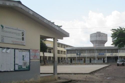Article : Un lycéen a été tué à Douala !