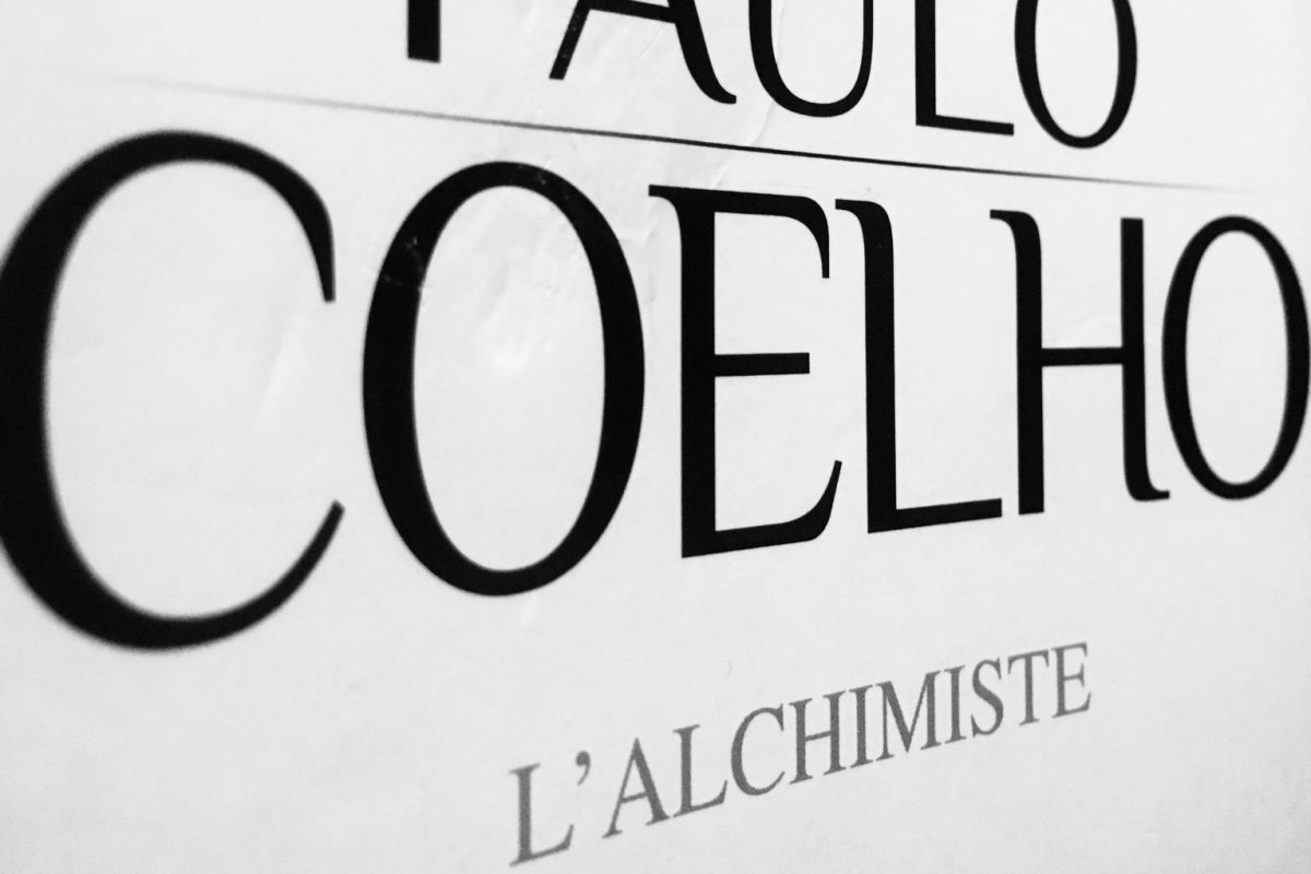 Article : Découvrez votre légende personnelle avec « L’Alchimiste » de Paulo Coelho