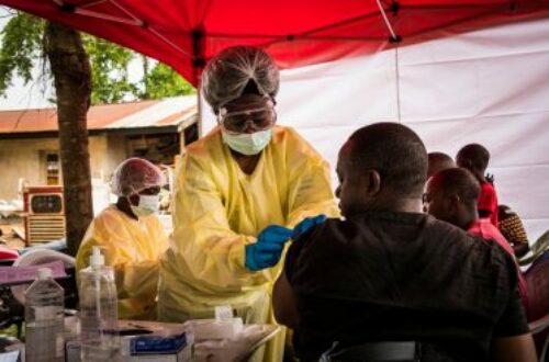 Article : Maladie Ebola : le dilemme de fréquenter les structures sanitaires de base