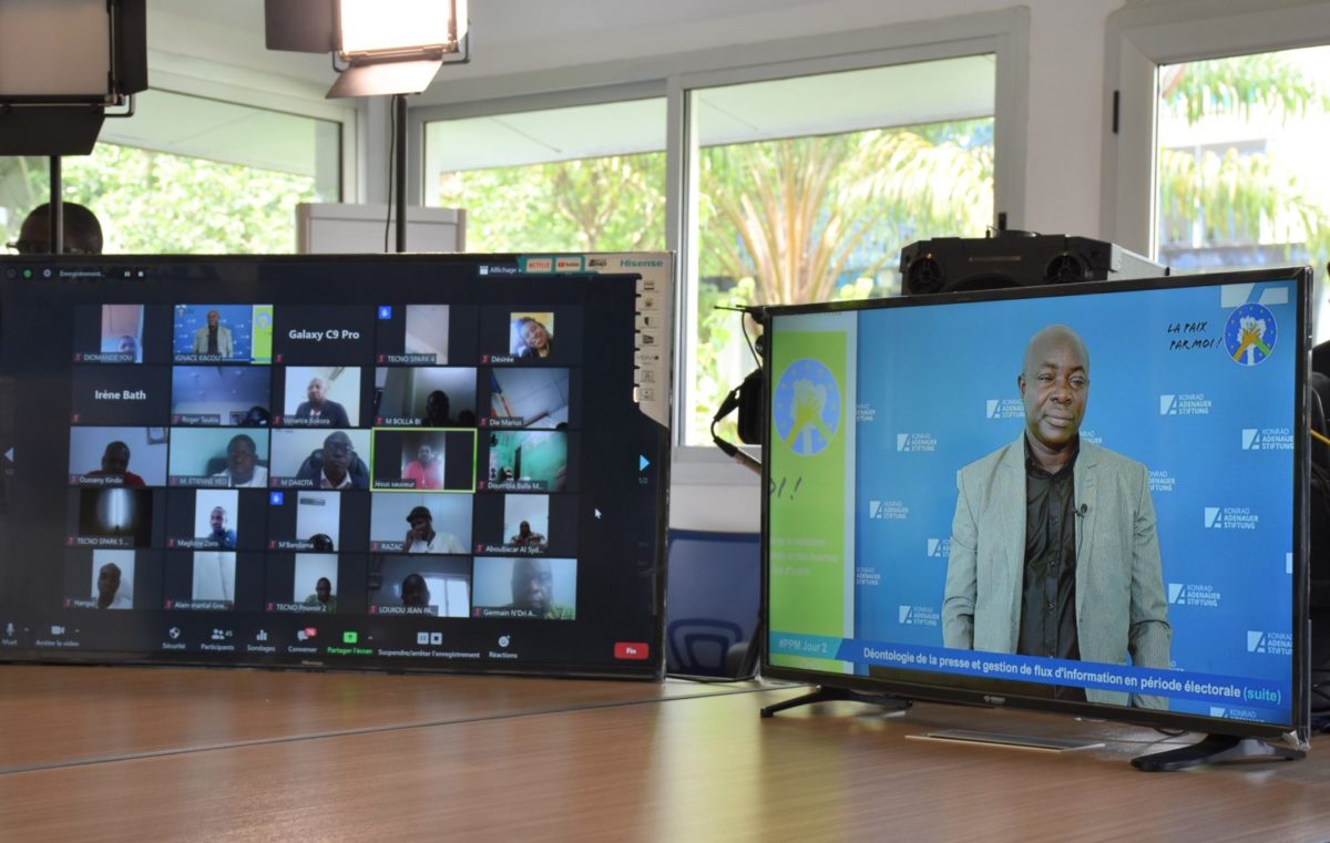 Article : 100 professionnels des m&eacute;dias form&eacute;s en ligne &agrave; la communication en p&eacute;riode &eacute;lectorale