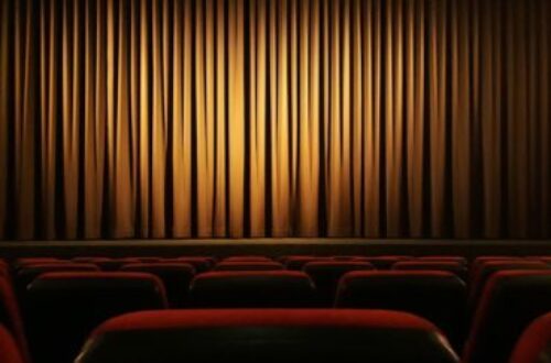 Article : Cinéma : Le plaisir de chanter, une « comédie d’espionnage »