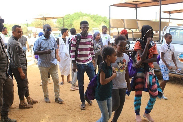 Article : Mauritanie : le premier safari organis&eacute; dans le Parc national d&rsquo;Awleigatt profite &agrave; une colonie de vacances