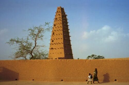 Article : Échos sacrés : La Mosquée d'Agadez